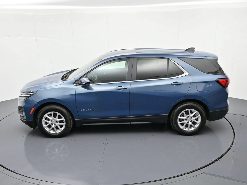 Used 2024 Chevrolet Equinox LT FWD image 24