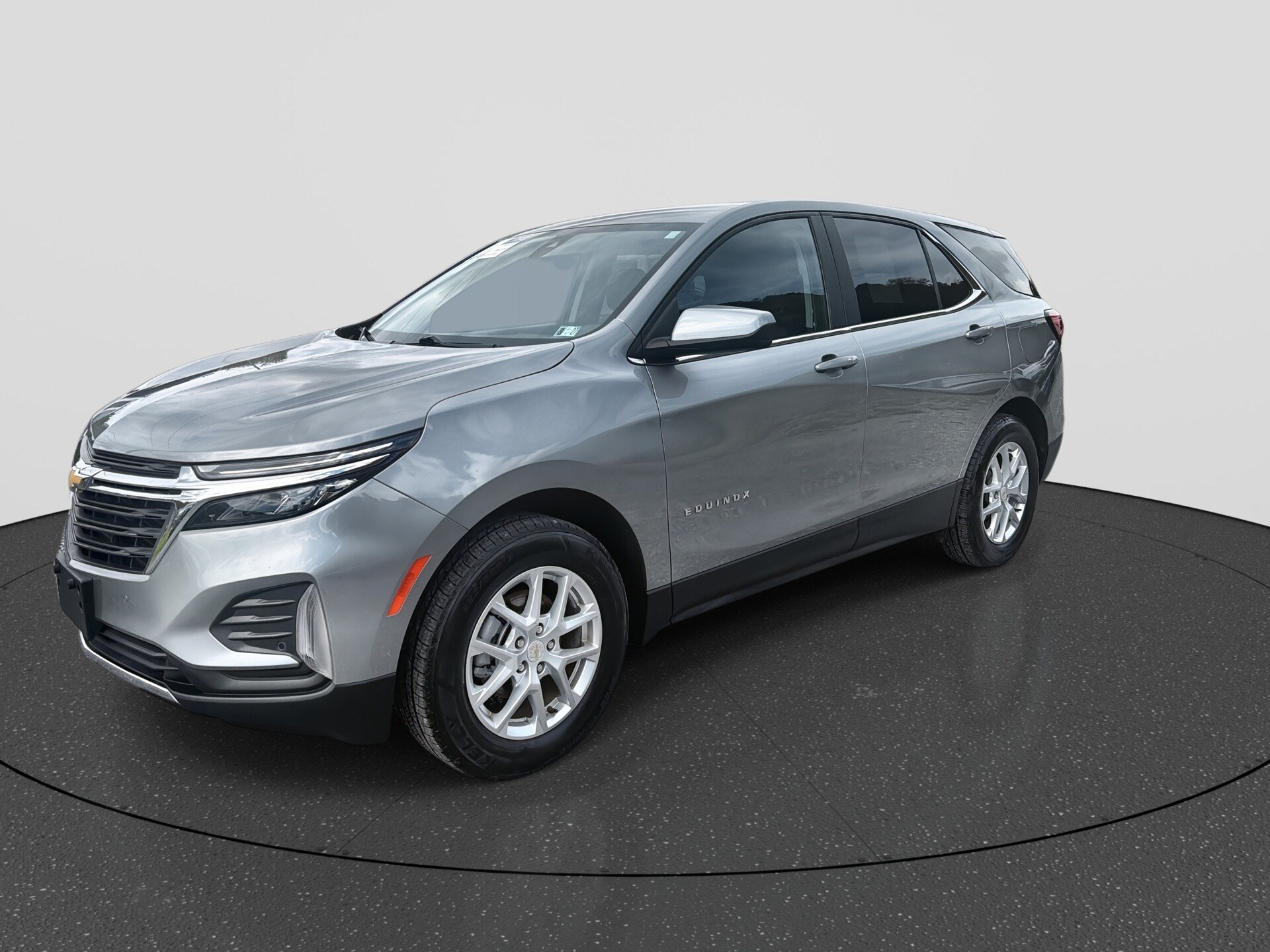Used 2024 Chevrolet Equinox LT AWD/4WD image 10