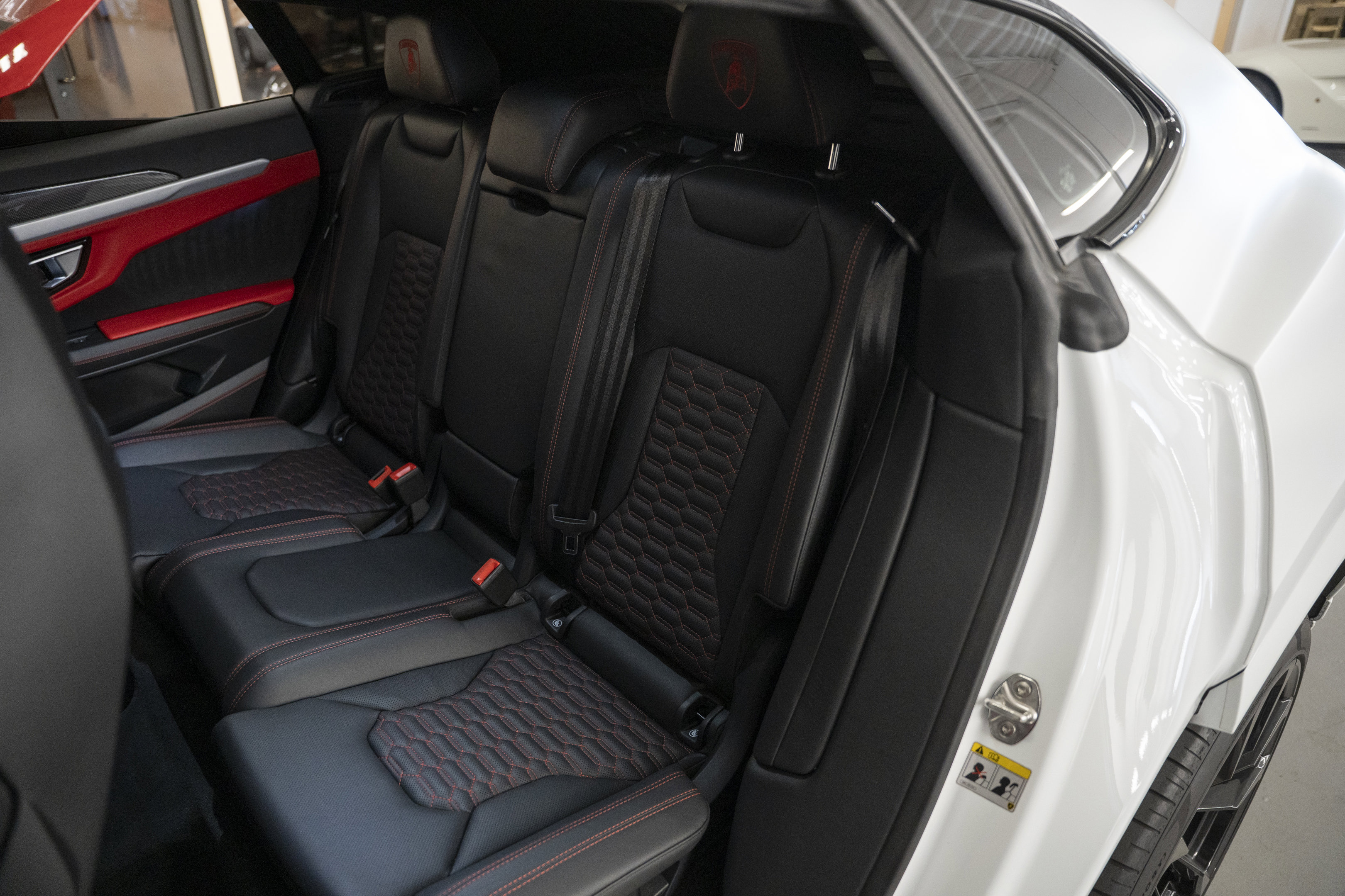 Used 2021 Lamborghini Urus AWD image 29