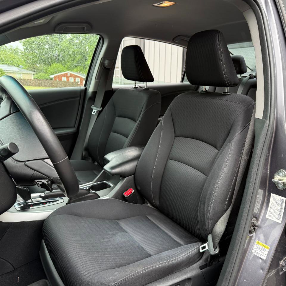 Used 2015 Honda Accord Sport image 14