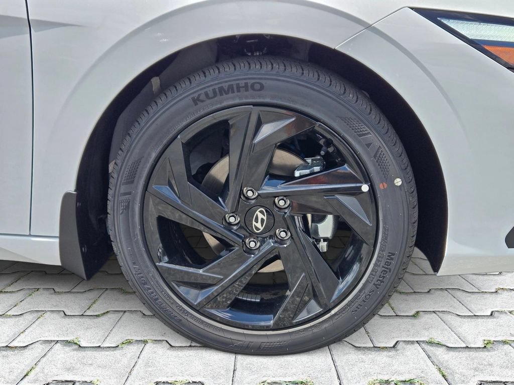 New 2026 Hyundai Elantra Sport FWD image 3