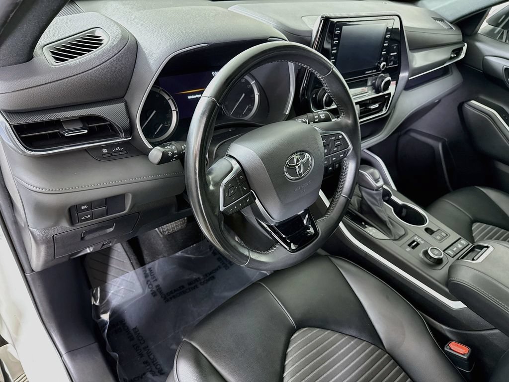 Certified 2021 Toyota Highlander XSE AWD/4WD image 20