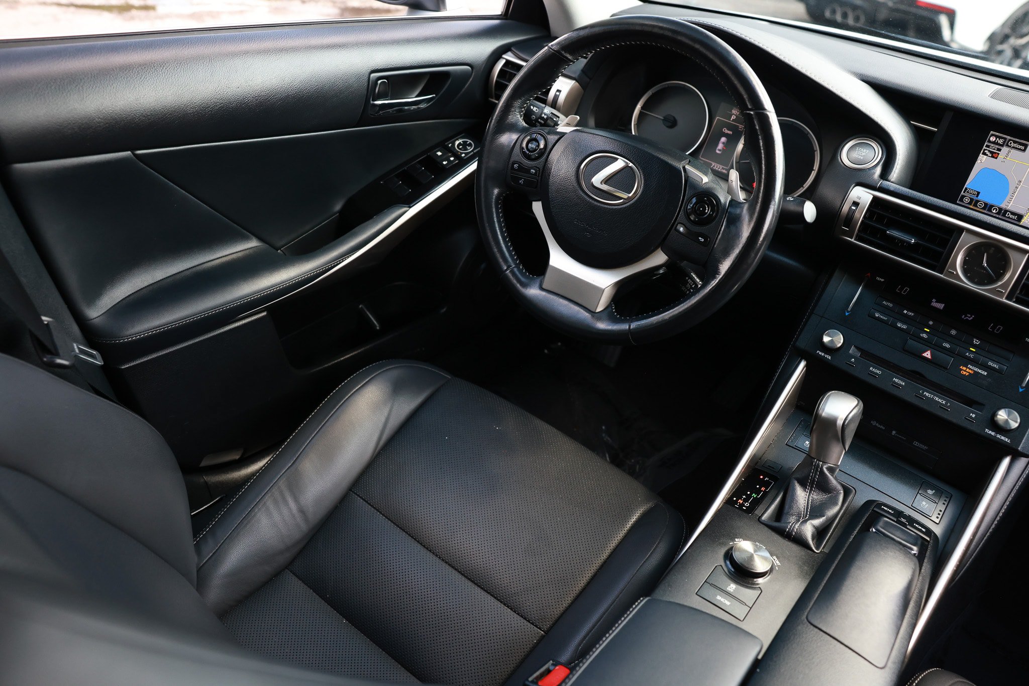 Used 2016 Lexus IS 300 AWD w/ Navigation System Package image 24