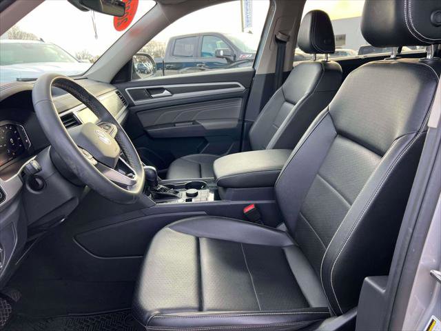 Used 2023 Volkswagen Atlas SE image 15