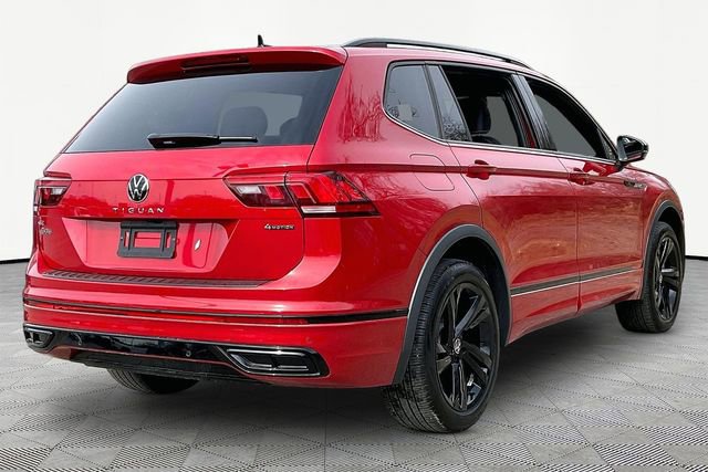 Used 2024 Volkswagen Tiguan SE R-Line image 5