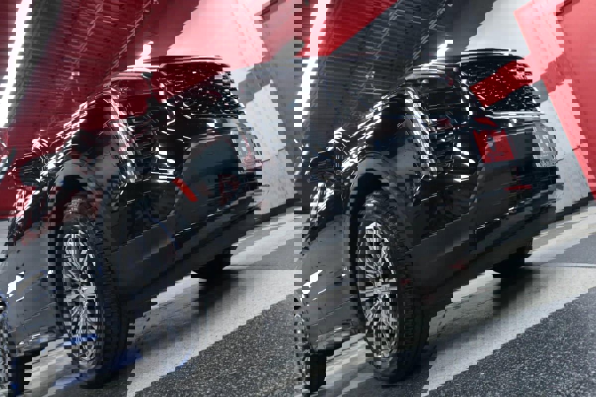 Used 2019 Cadillac XT4 Sport image 34