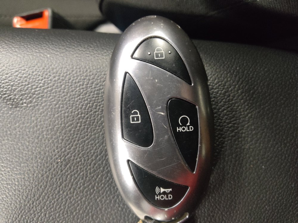 Used 2025 Hyundai Elantra Sport FWD image 32