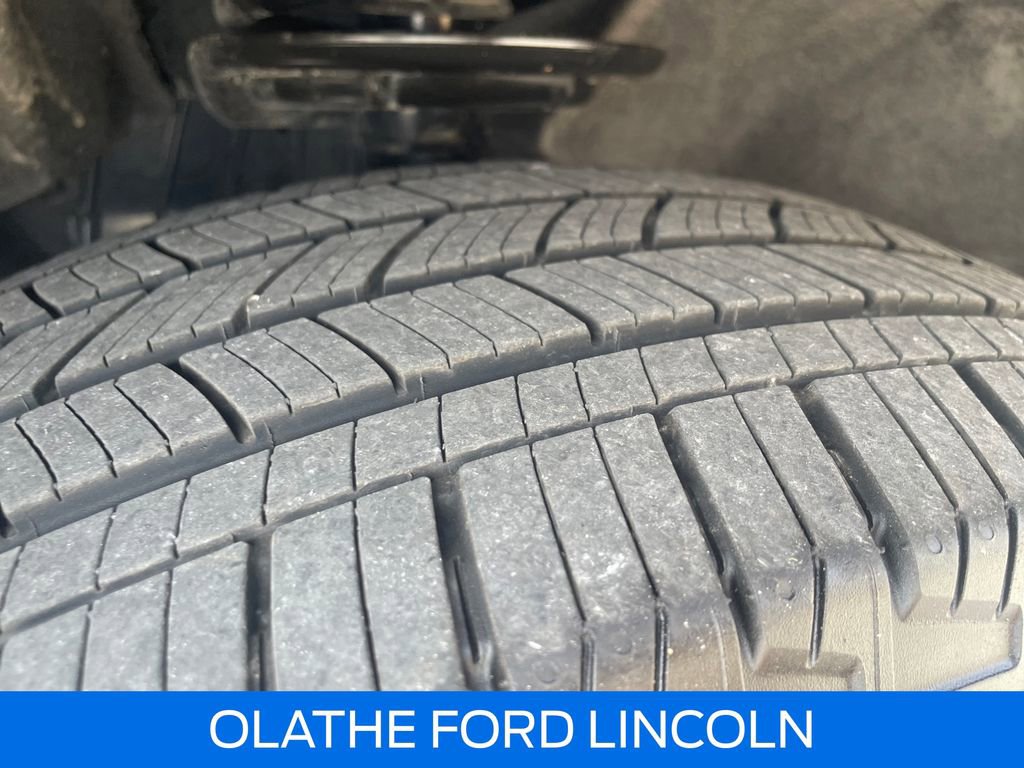 Used 2023 Ford Explorer XLT w/ Equipment Group 202A image 32