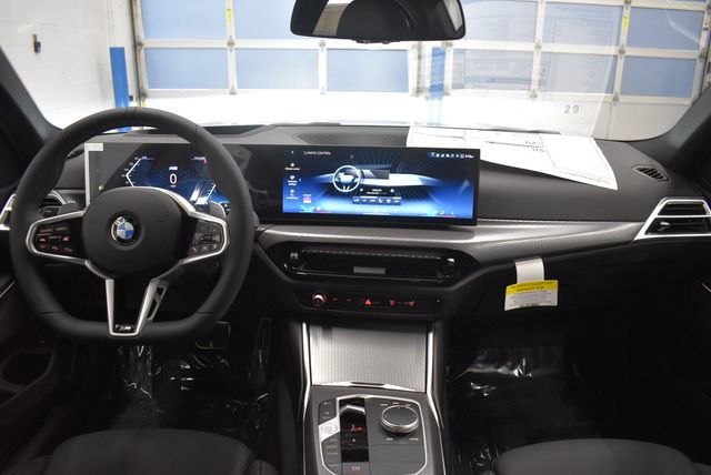 New 2026 BMW 330i xDrive Sedan w/ M Sport Package AWD/4WD image 5