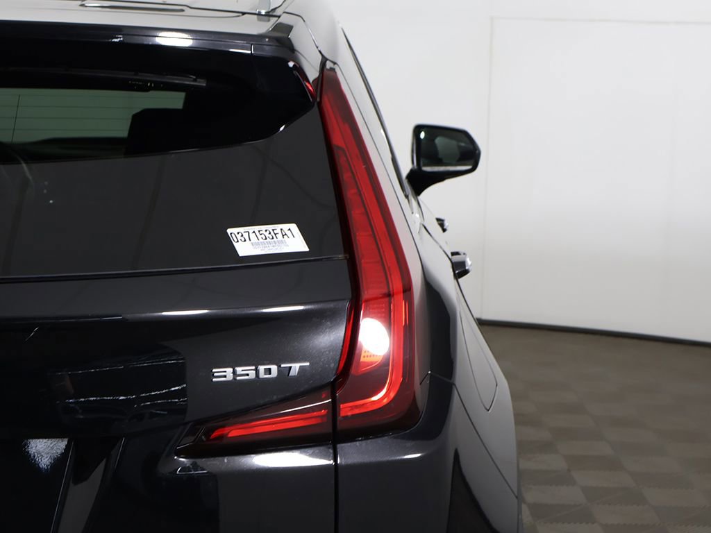 Used 2021 Cadillac XT4 Luxury w/ Cold Weather Package AWD/4WD image 18