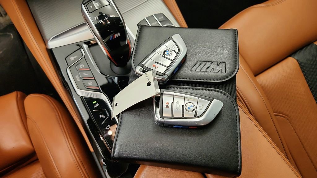 Used 2020 BMW M5 w/ Executive Package AWD/4WD image 34
