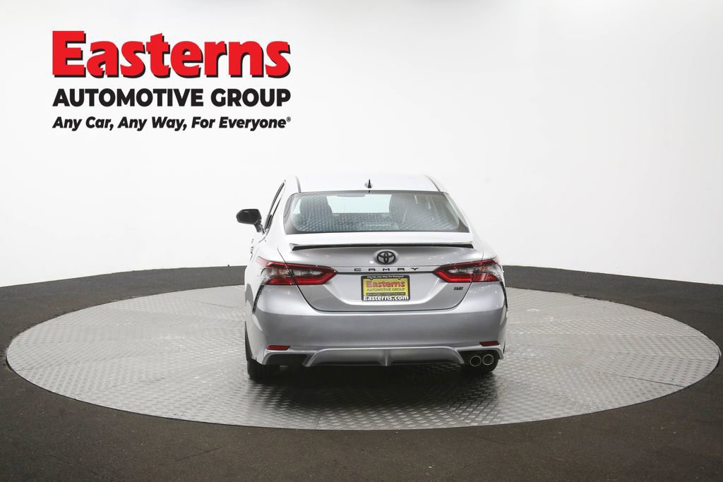 Used 2022 Toyota Camry SE FWD image 32