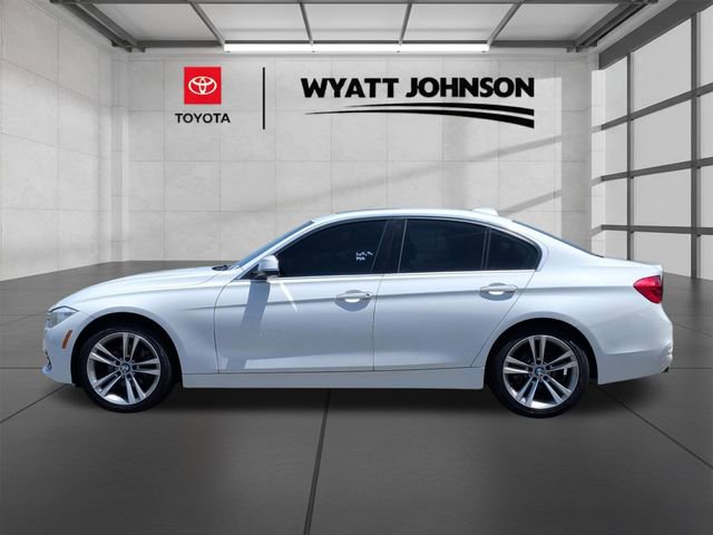 Used 2018 BMW 330i Sedan w/ Convenience Package RWD image 2