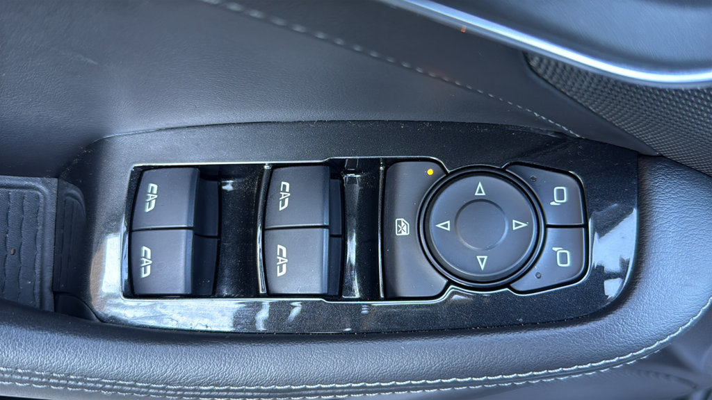 Used 2022 Cadillac CT5 Luxury RWD image 16