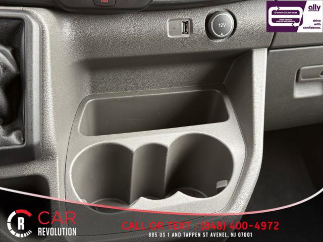 Used 2023 Ford Transit 350 XLT image 32