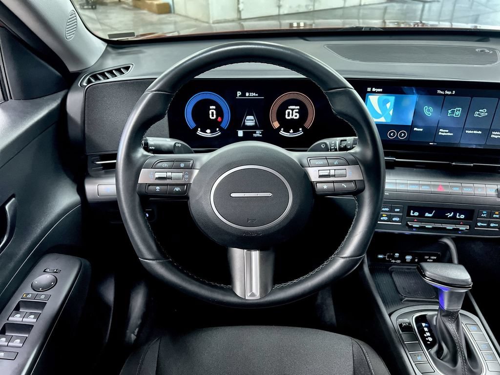 Used 2026 Hyundai Kona SEL Sport FWD image 17