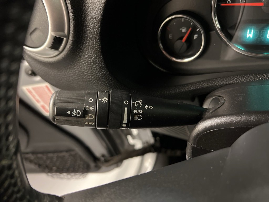 Used 2016 Jeep Wrangler Unlimited Sahara w/ Dual Top Group image 18