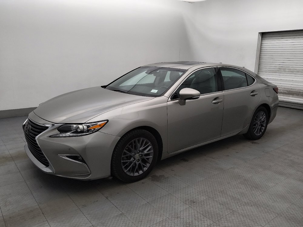 Used 2018 Lexus ES 350 w/ Premier Package image 2