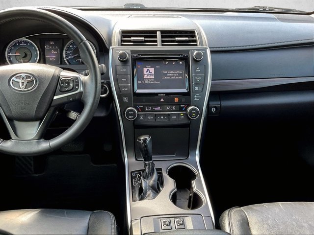 Used 2017 Toyota Camry XLE FWD image 6