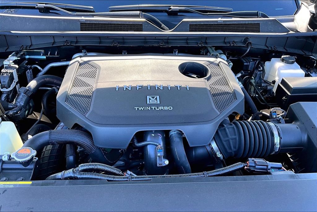 Used 2026 INFINITI QX80 4WD w/ Sport Exterior Package image 13