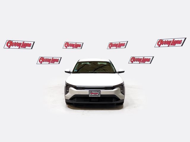 Used 2025 Kia K4 FWD image 2