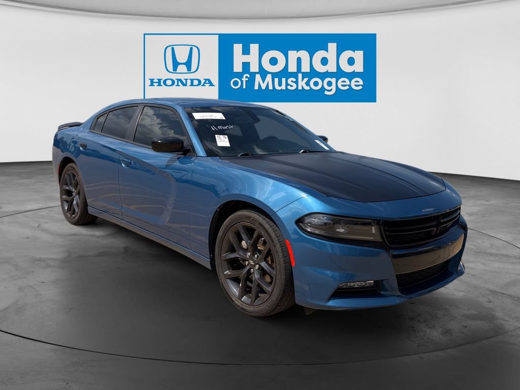 Used 2023 Dodge Charger SXT w/ Plus Group RWD image 3