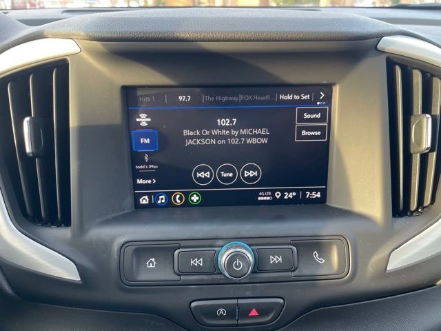 Used 2024 GMC Terrain SLE w/ Driver Convenience Package image 21