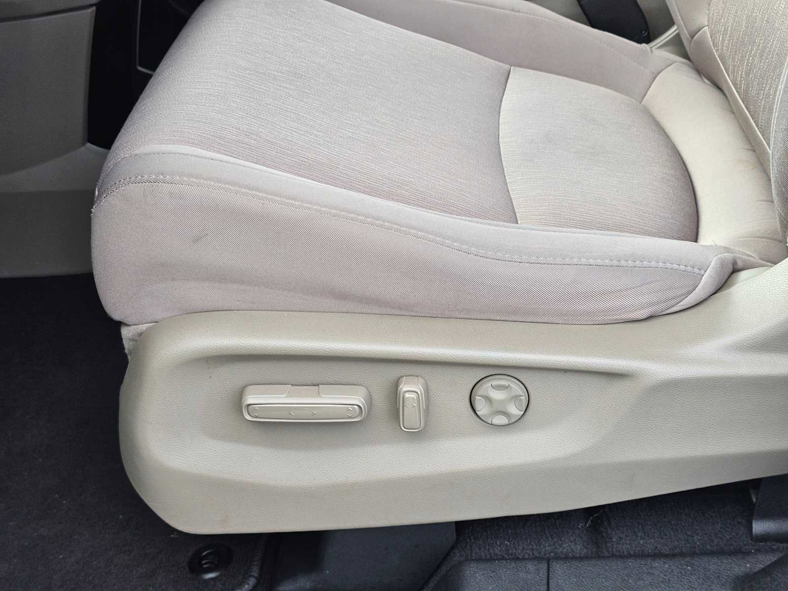 Used 2018 Honda Odyssey EX image 24