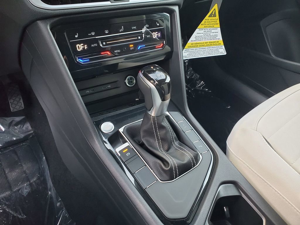 New 2026 Volkswagen Taos SE image 10