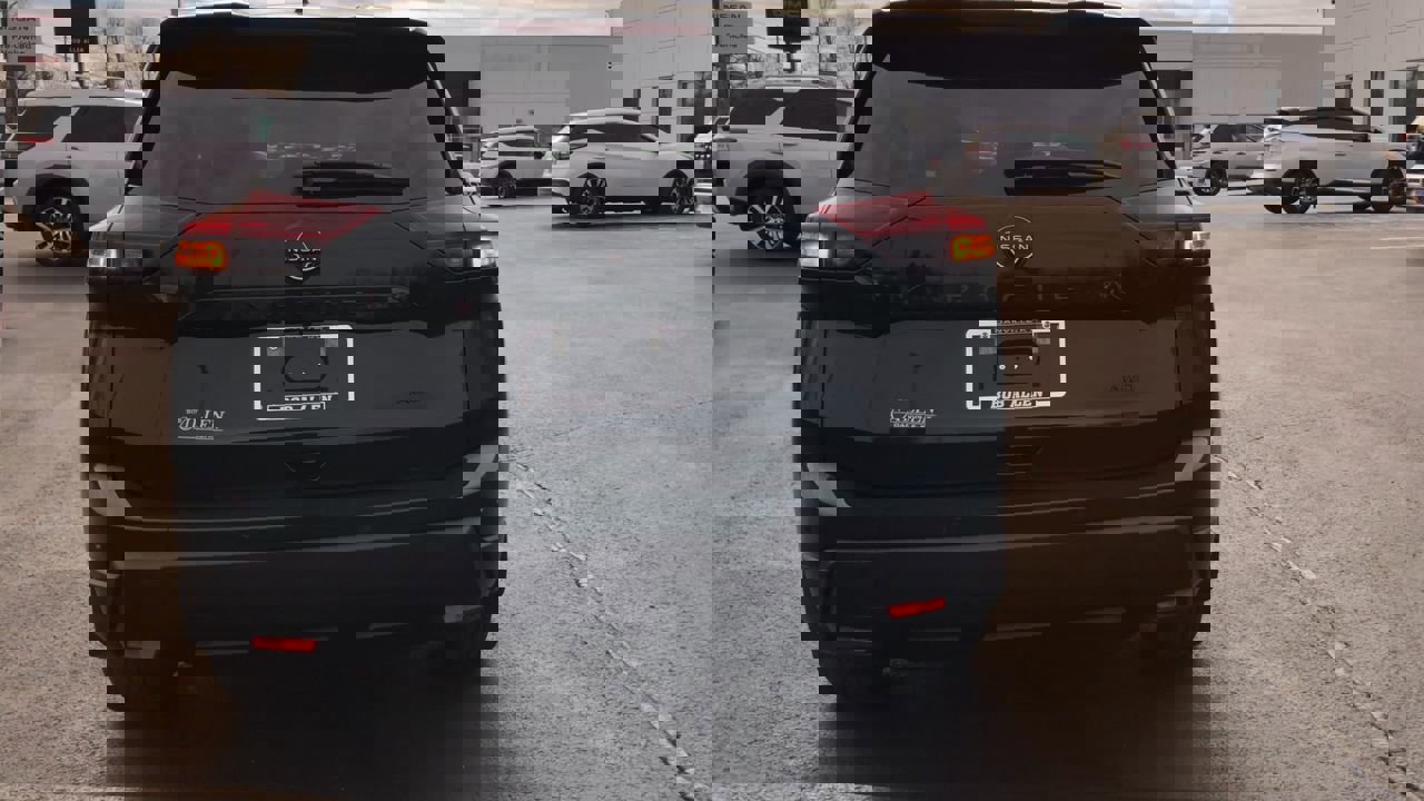 New 2026 Nissan Rogue Dark Armor image 7