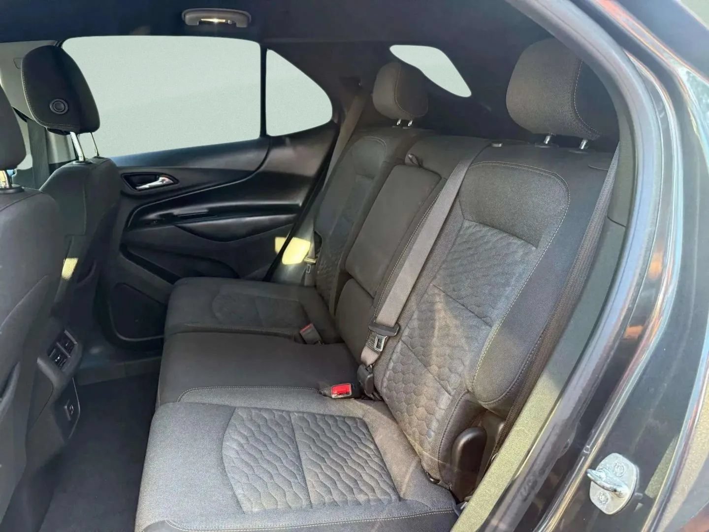 Used 2021 Chevrolet Equinox LT AWD/4WD image 16