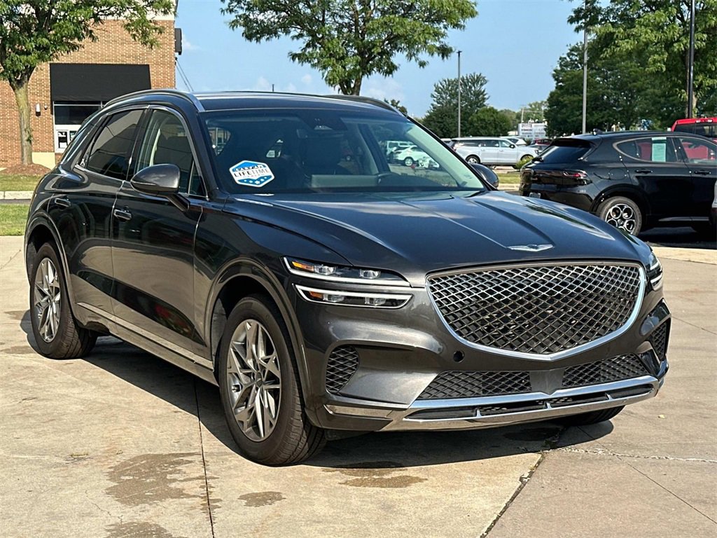 Used 2025 Genesis GV70 2.5T image 7