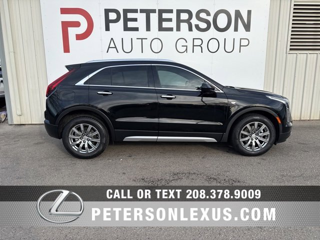 Used 2020 Cadillac XT4 Premium Luxury image 2