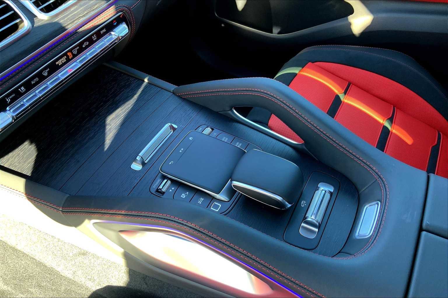 New 2025 Mercedes-Benz GLE 53 AMG 4MATIC Coupe image 7
