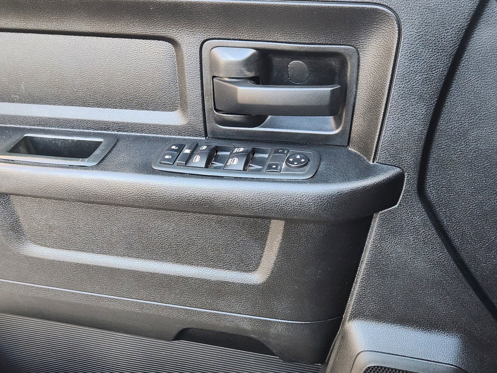 Used 2022 RAM 5500 Tradesman w/ Chrome Appearance Group image 26