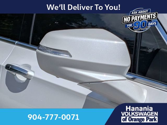 Used 2024 Cadillac XT6 Premium Luxury w/ Technology Package AWD/4WD image 9