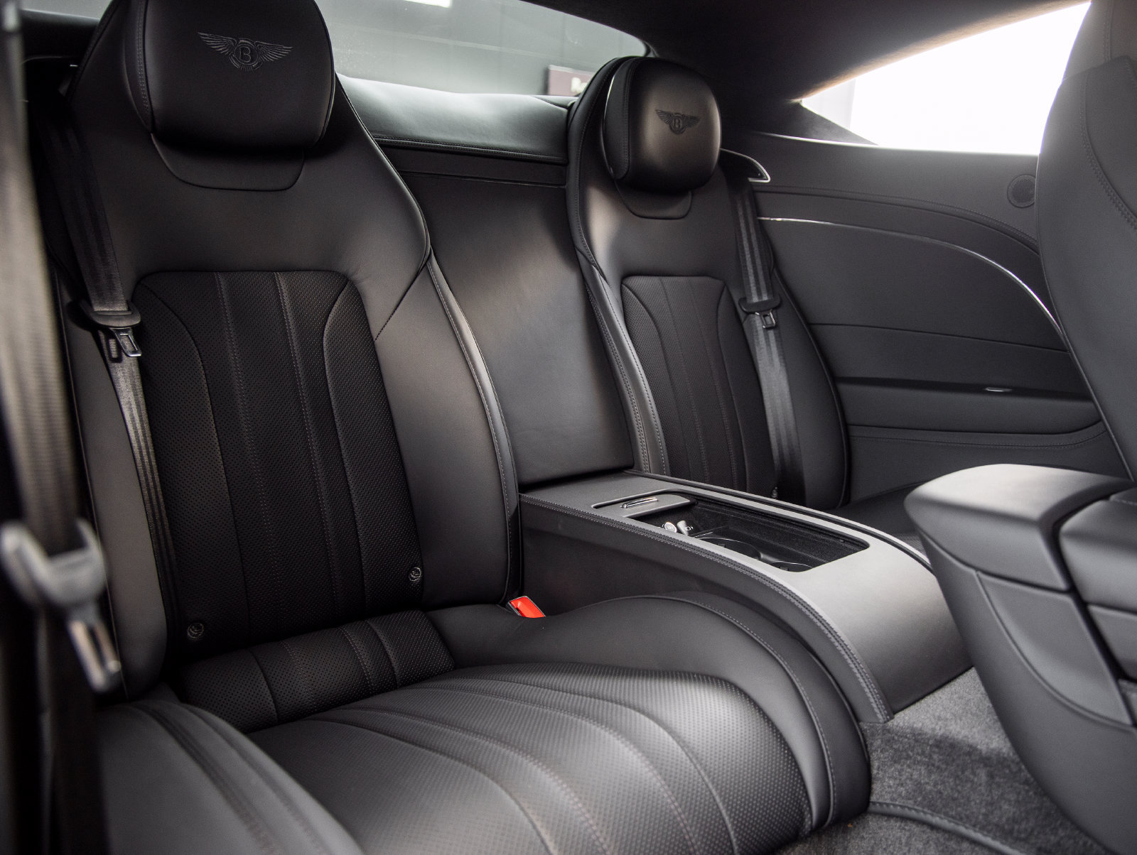 Used 2023 Bentley Continental GT Mulliner AWD/4WD image 33