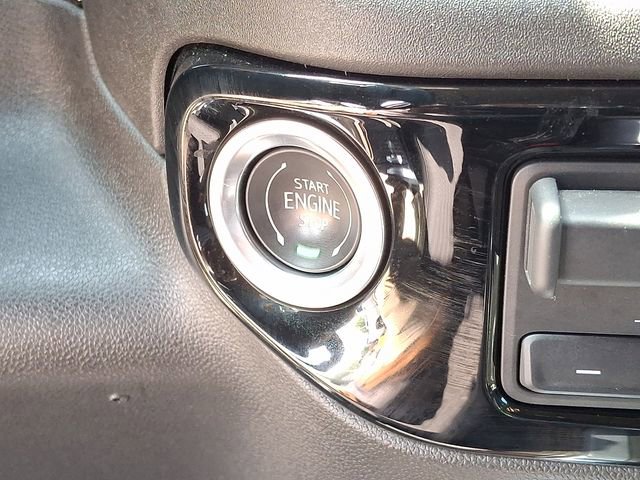 Used 2023 Chevrolet Silverado 1500 RST image 18