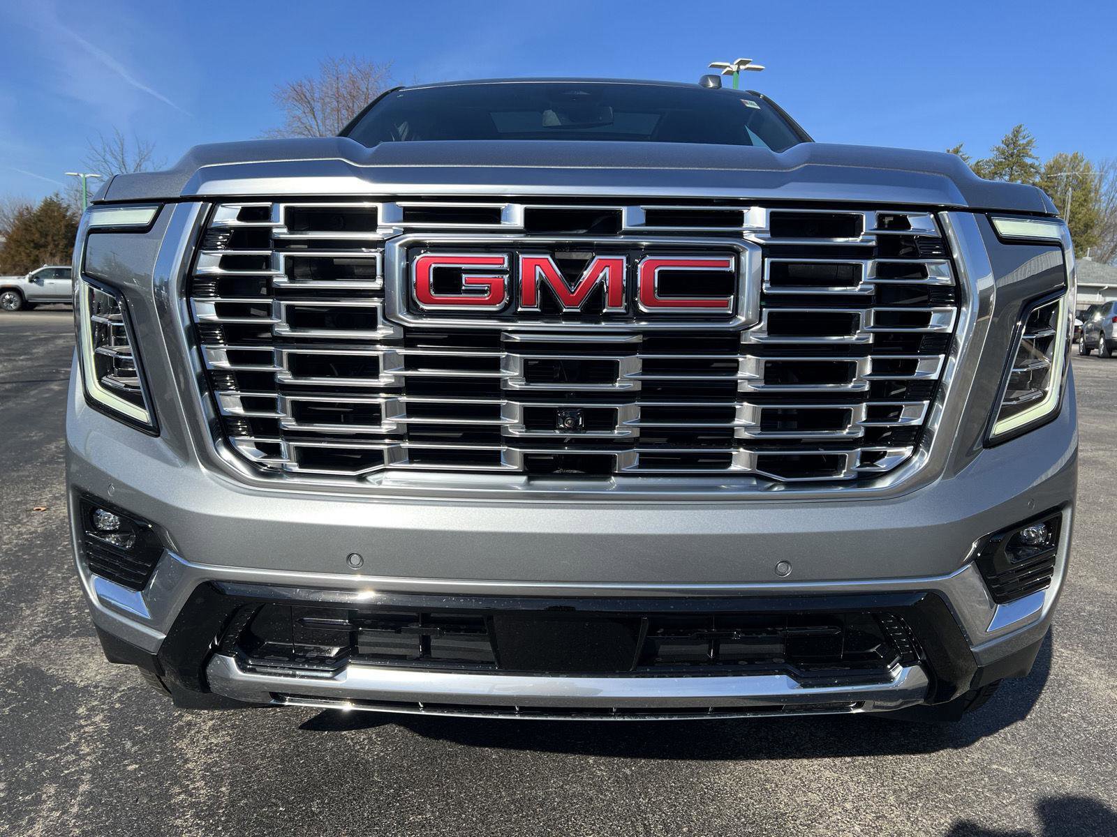 New 2026 GMC Yukon Denali w/ Sun & Power Step Package image 12