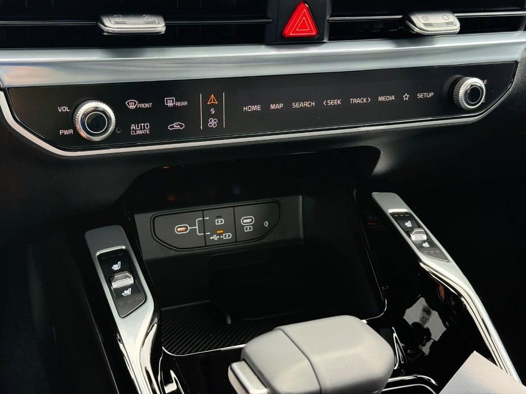 New 2026 Kia Sorento SX image 18