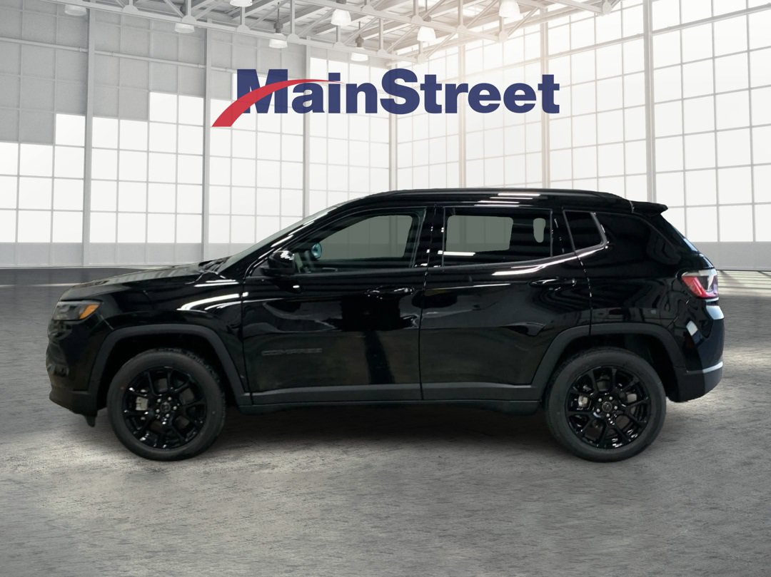 New 2026 Jeep Compass Latitude AWD/4WD image 2