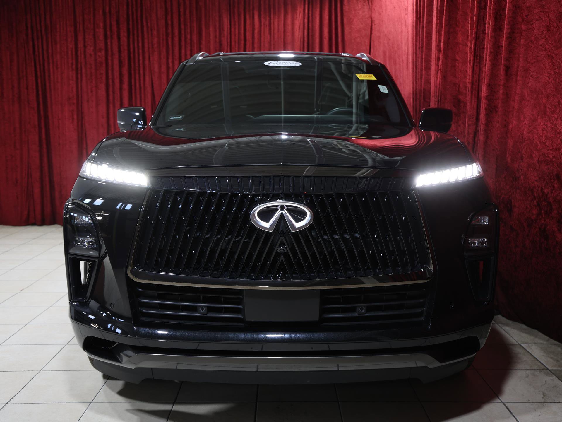 Used 2025 INFINITI QX80 Autograph w/ Autograph Exterior Package image 9