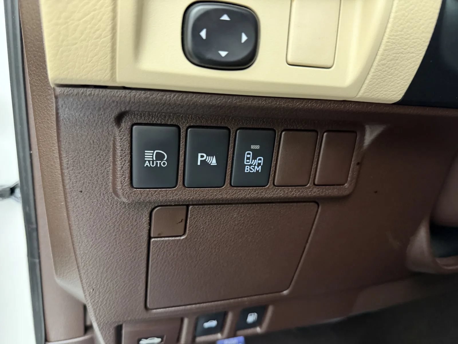 Used 2017 Lexus ES 350 FWD image 19