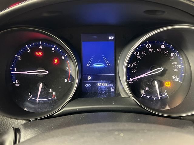 Used 2019 Toyota C-HR XLE image 11