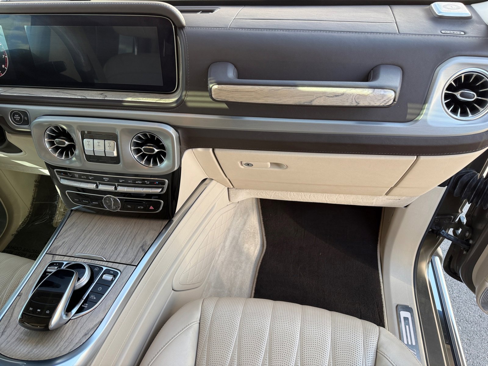 Used 2021 Mercedes-Benz G 550 image 25