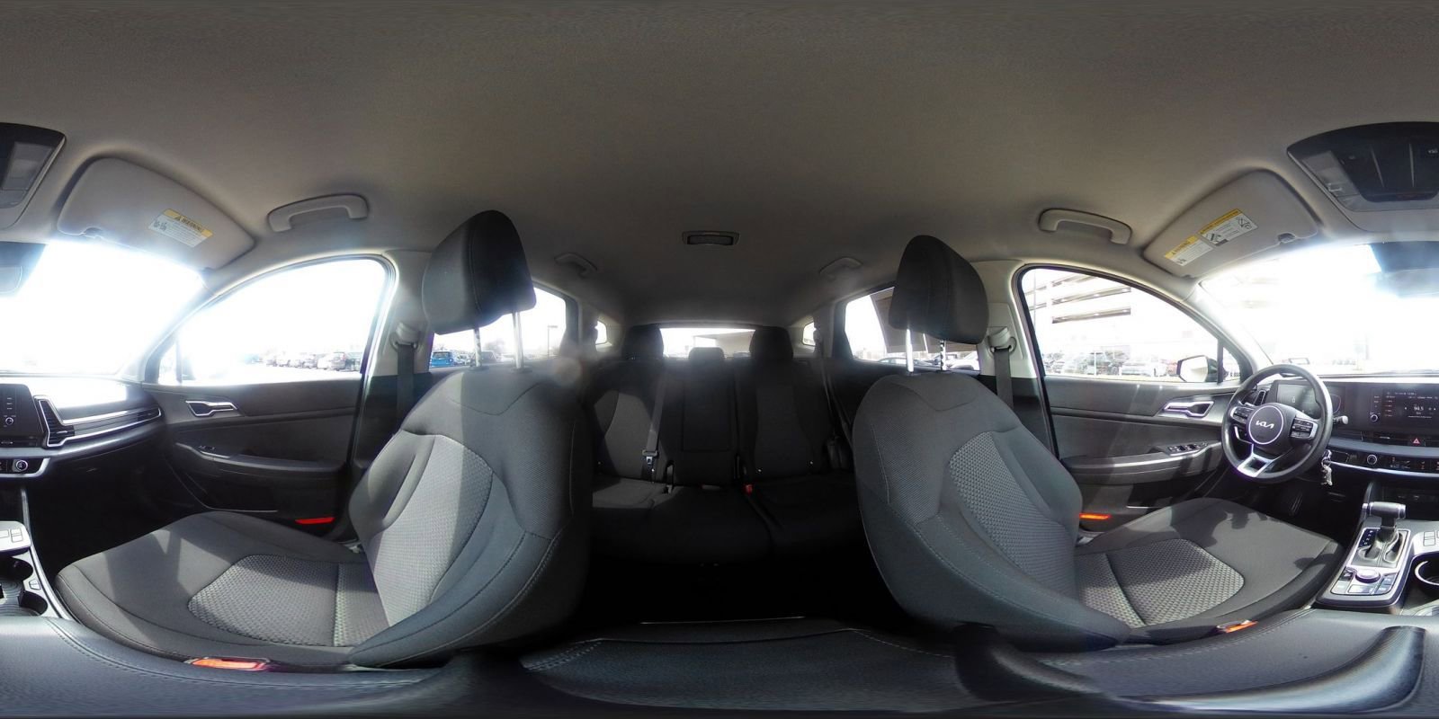 Used 2025 Kia Sportage LX image 41