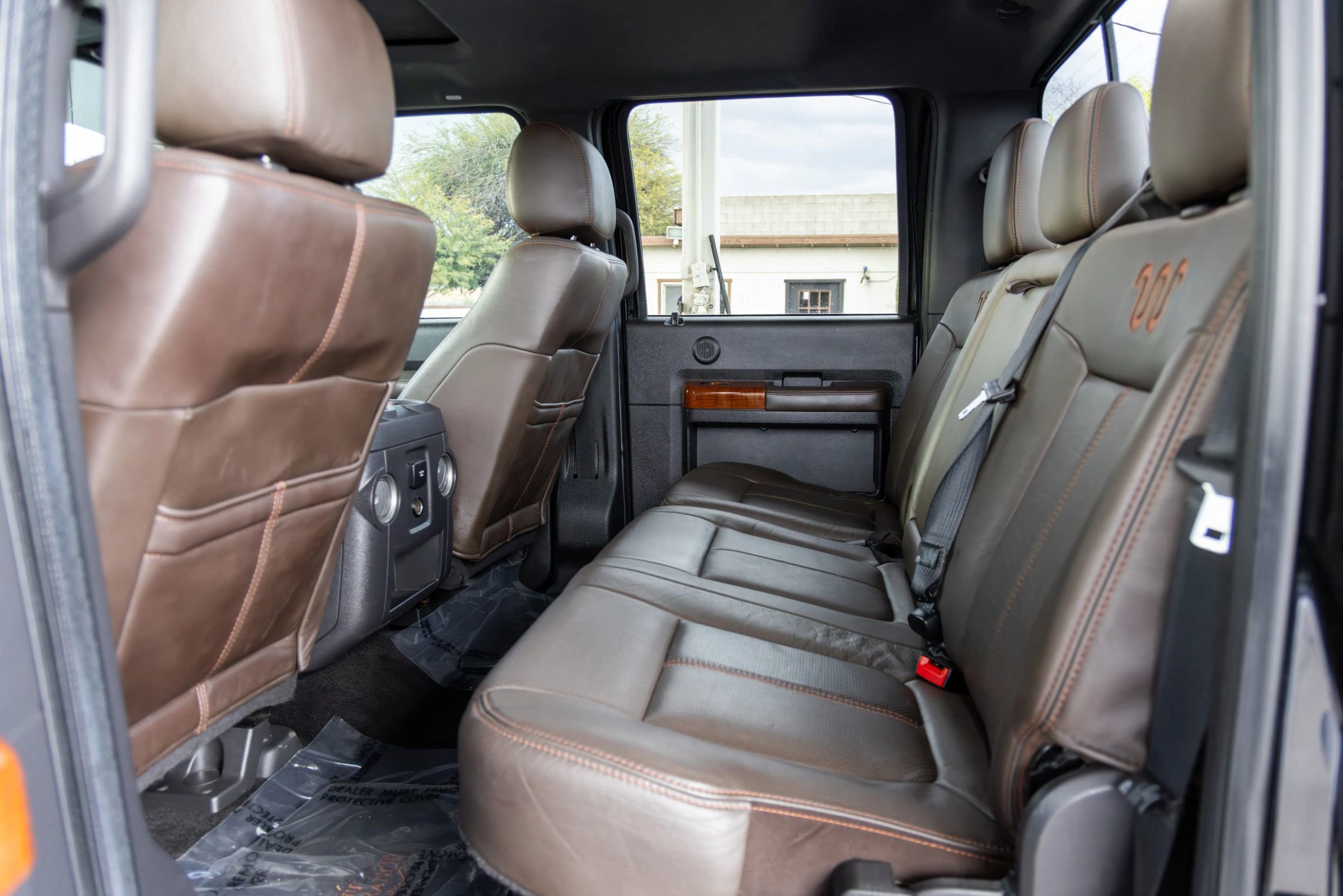 Used 2016 Ford F350 King Ranch w/ FX4 Off-Road Package AWD/4WD image 13