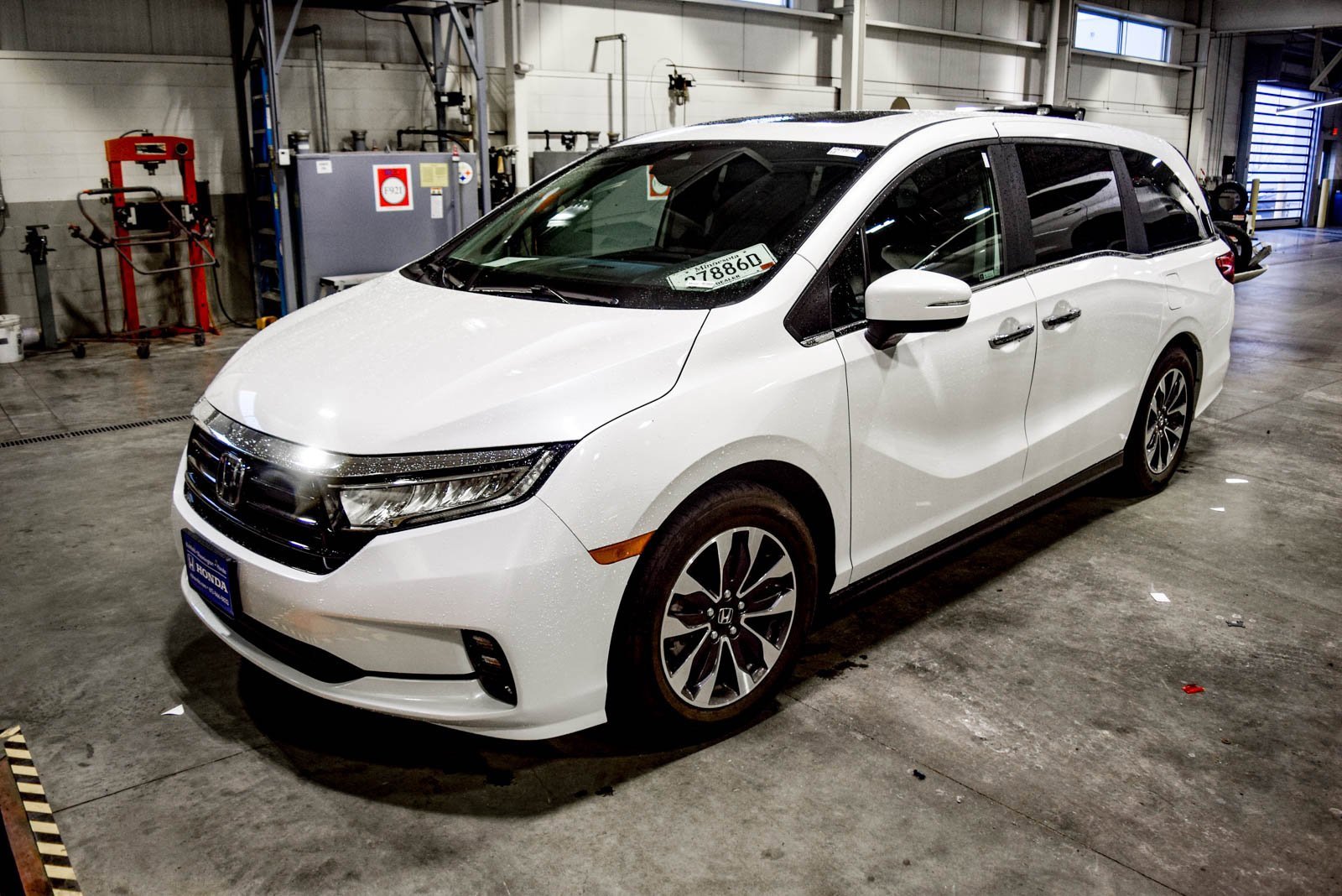 Certified 2023 Honda Odyssey EX-L image 1