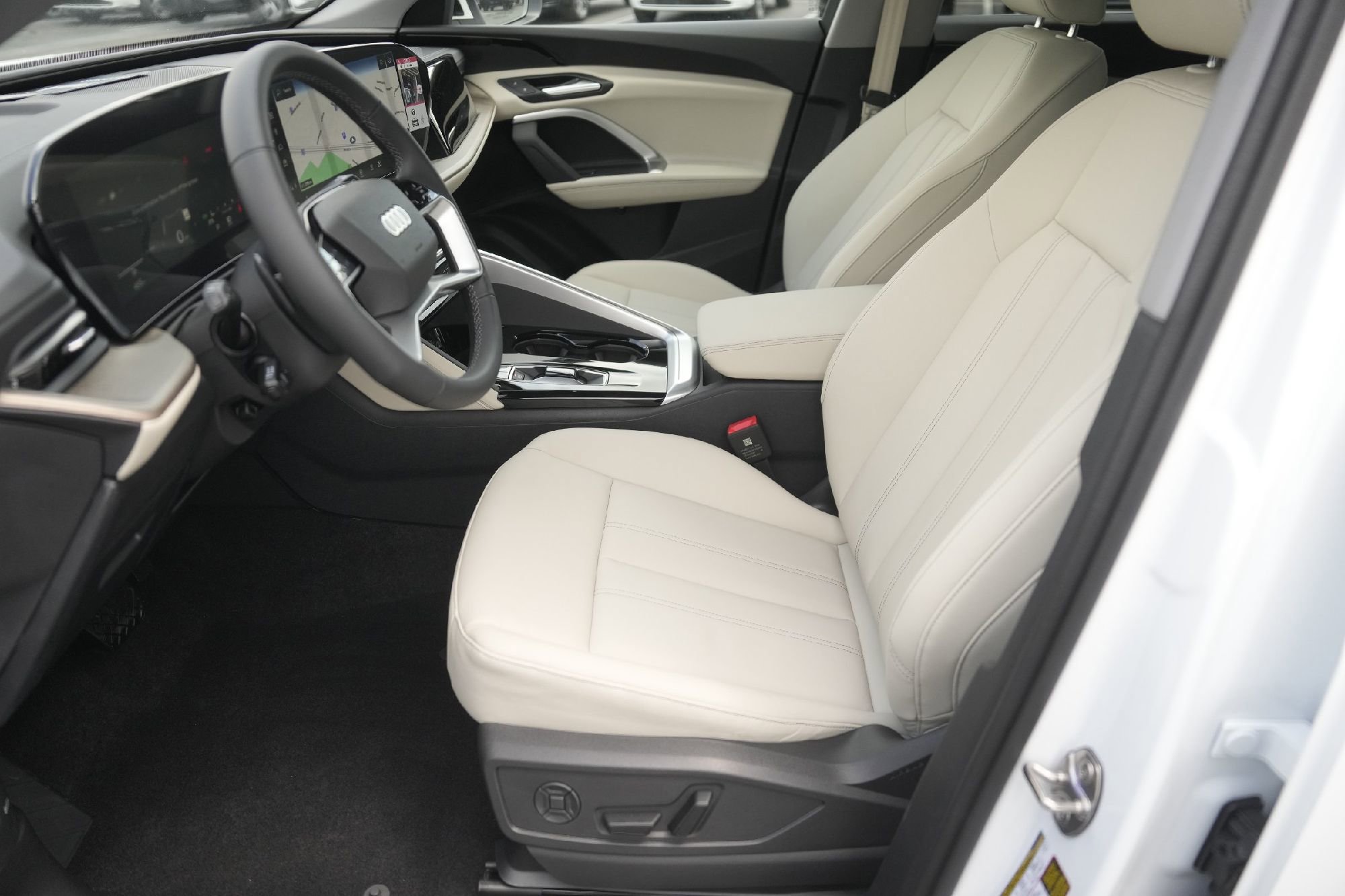 New 2025 Audi Q5 Premium image 7