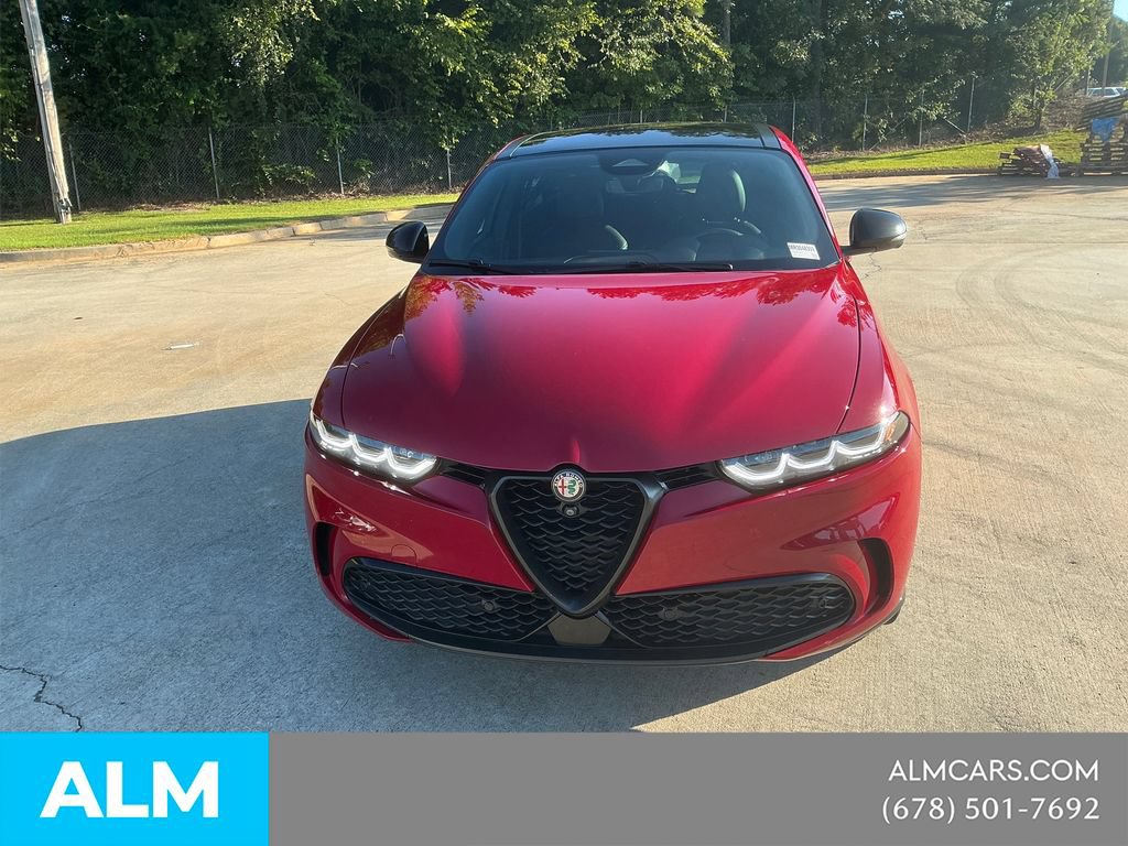 Used 2024 Alfa Romeo Tonale Veloce AWD/4WD image 2